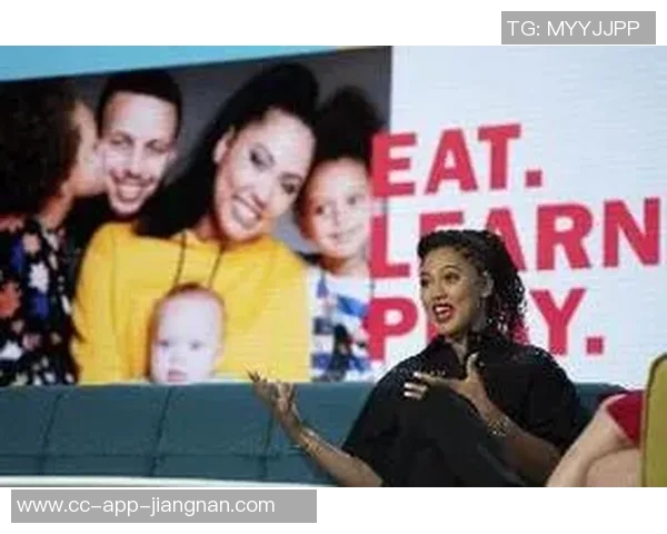 夸梅呼吁夫妻间应保持私密婚姻神圣阿耶莎言行越界引发争议 夸梅呼吁夫妻间应保持私密婚姻神圣阿耶莎言行越界引发争议