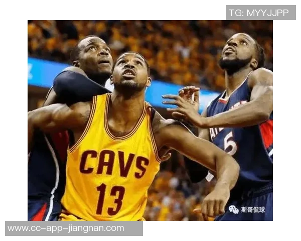 小乔丹传授防守秘诀奎因全力以赴争抢每个篮板的决心